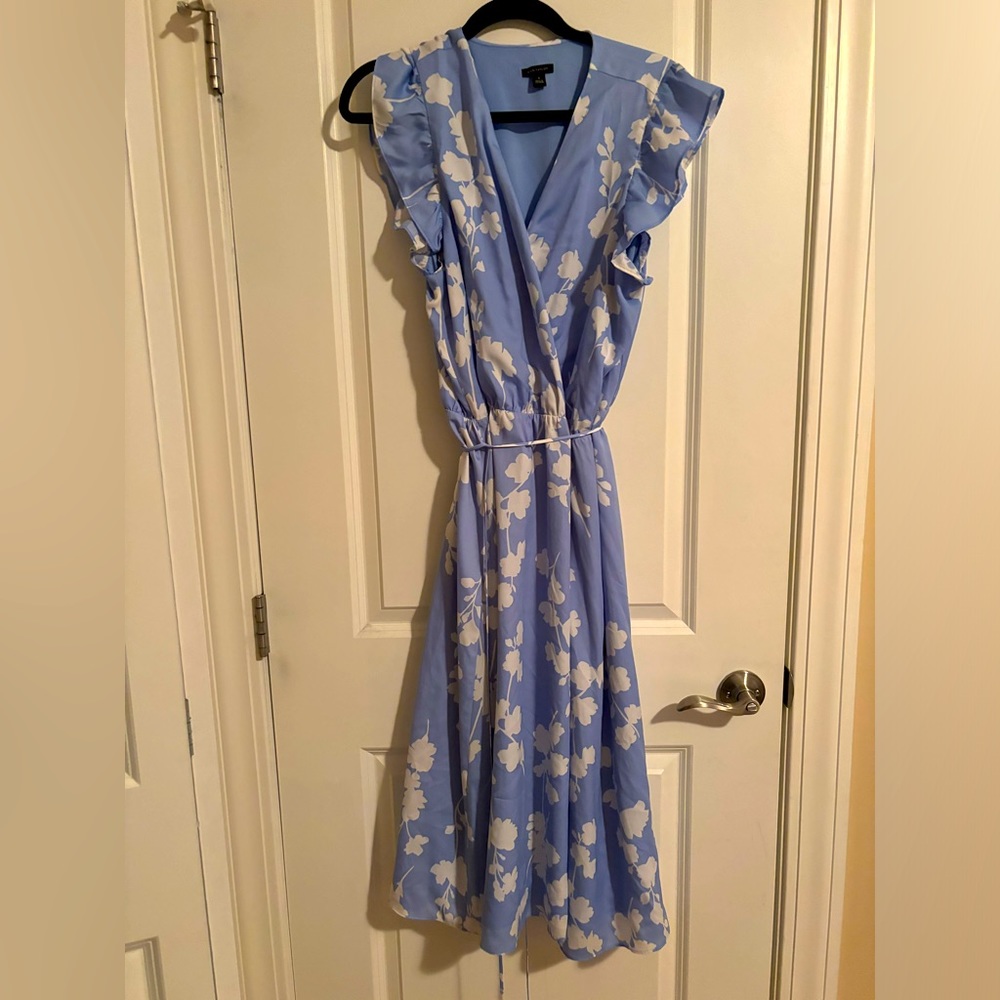 Ann Taylor Blue Floral Midi Dress